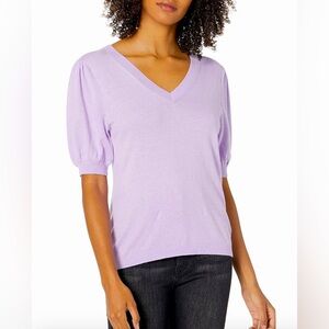 Short Sleeve V-Neck Sweater Top Size M